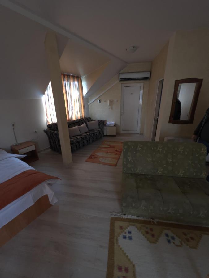 Hotel Orient Blagoevgrad Exterior photo